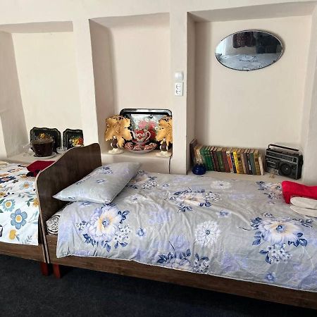 Hostel Tasmin Mexr Samarkand Esterno foto