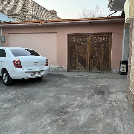 Hostel Tasmin Mexr Samarkand Esterno foto