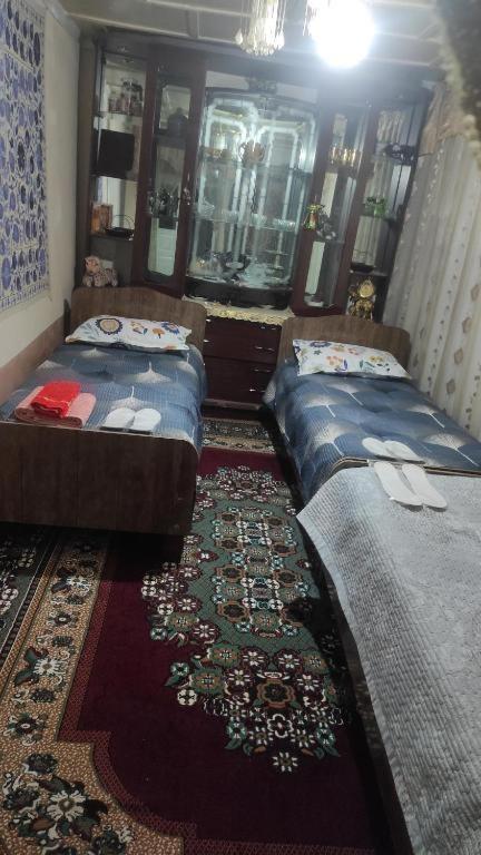 Hostel Tasmin Mexr Samarkand Esterno foto